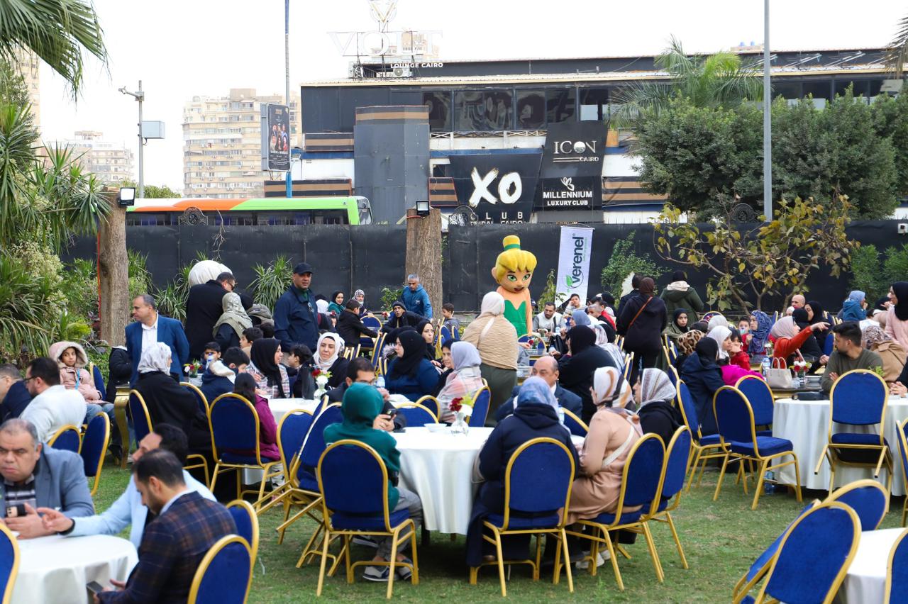 احتفال الأسر الفلسطينية ا