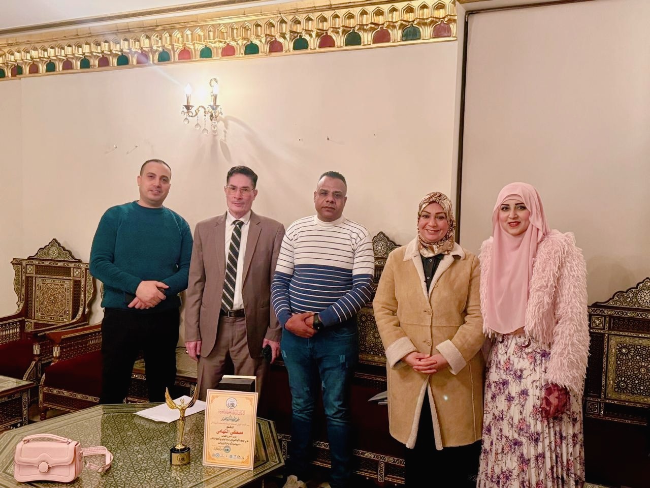 اسرة جريدة الأوسط والاتحاد الدولى